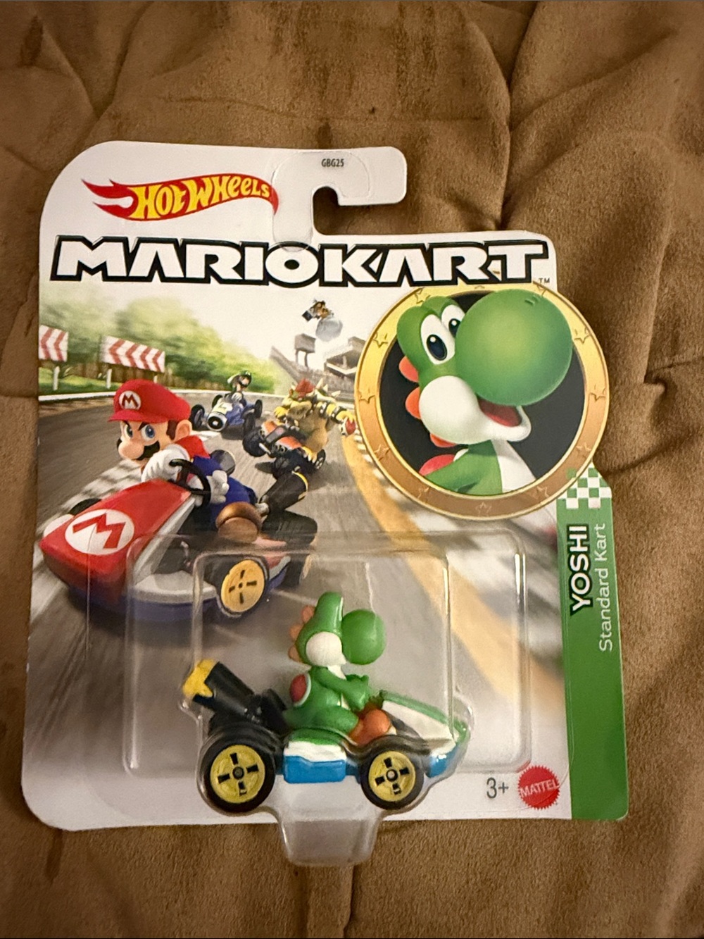 Hot Wheels Mario Kart Yoshi Standard Kart - Green